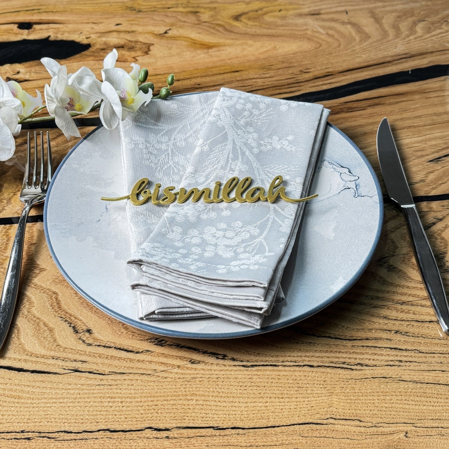 islamic-gift-bismillah-gold-napkin-ornament-for-eid-dinner-table-decor-unique-islamicwallartstore