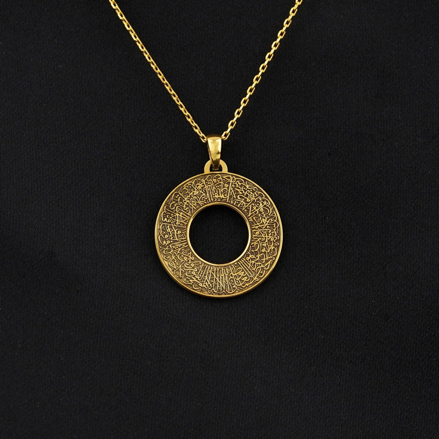 ayatul-kursi-circle-muslim-jewelry-18k-gold-plated-silver-pendant-elegant-islamic-pendant-for-muslim-gifts-islamicwallartstore